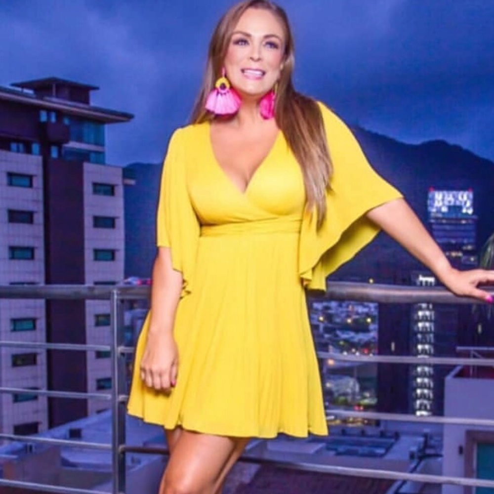 Mini dress